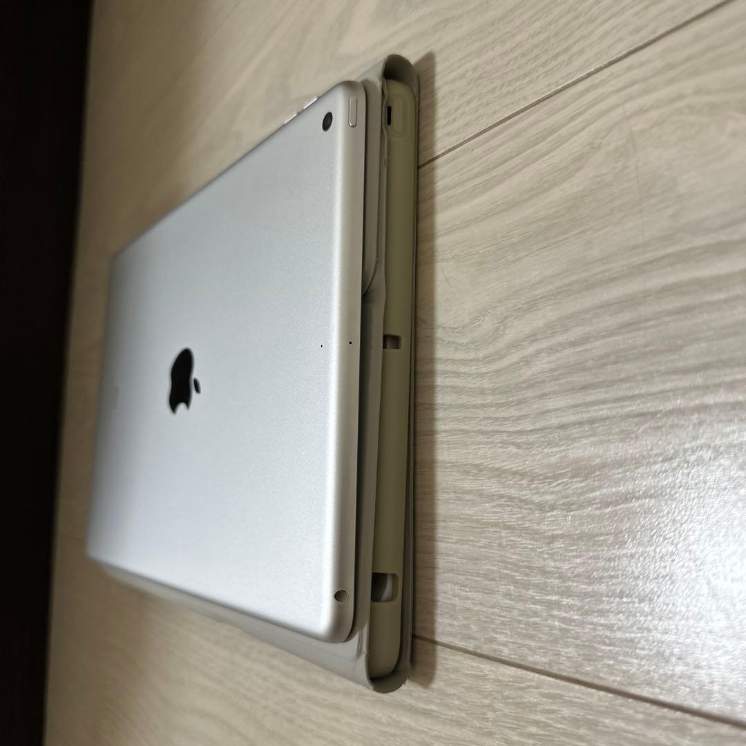 Apple iPad シルバー 本体
