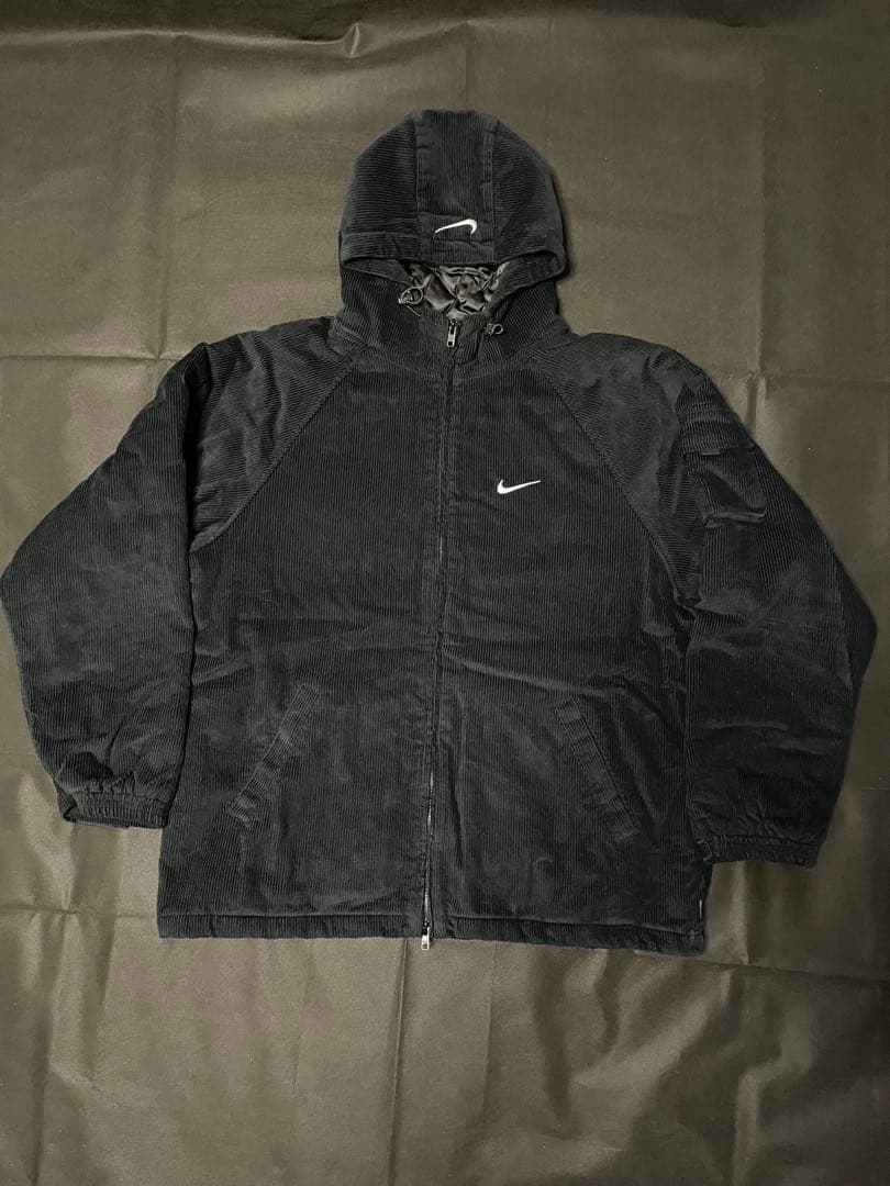 ★極美品！タグ付き　NIKEジャケット　フード付き　コート