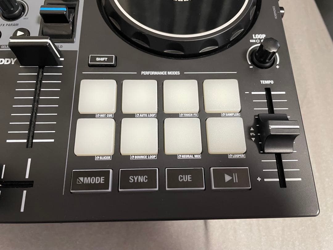 DJ機材 RELOOP BUDDY