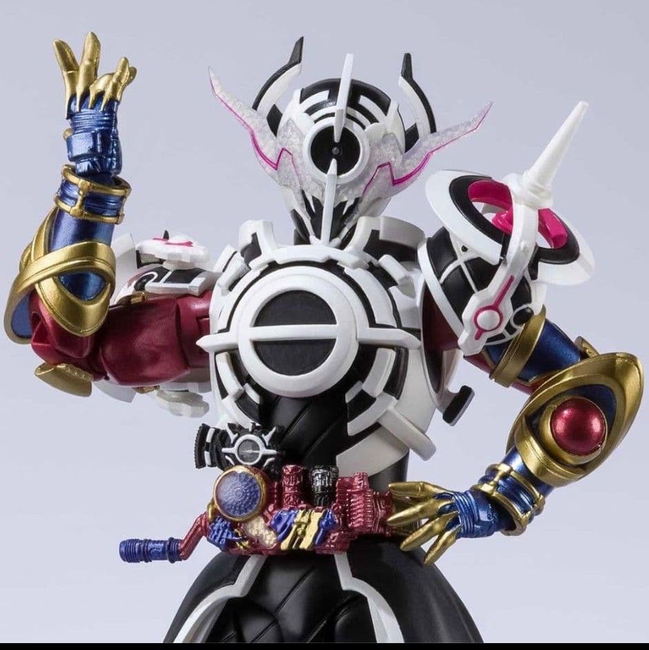 S.H.Figuarts仮面ライダーエボルブラックホールフォーム(フェーズ4)
