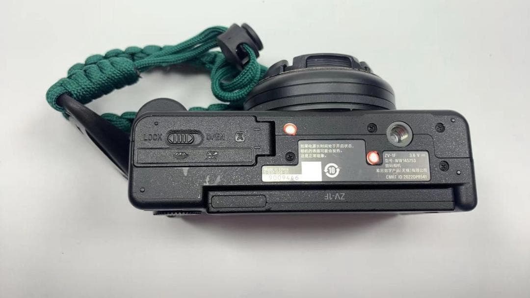 SONY ZV-1F コンパクトデジタルカメラ ブラック