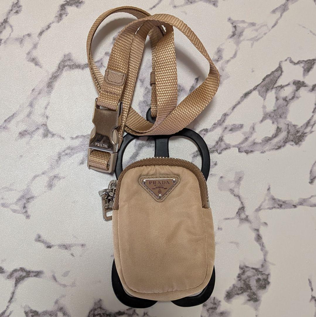PRADA プラダ スマホショルダーストラップ 三角ロゴ ベージュ ポーチ付