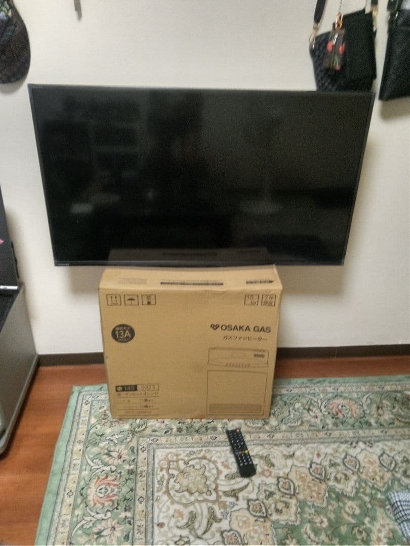 じ*爵様 TOSHIBA 40S22 40インチ液晶テレビ