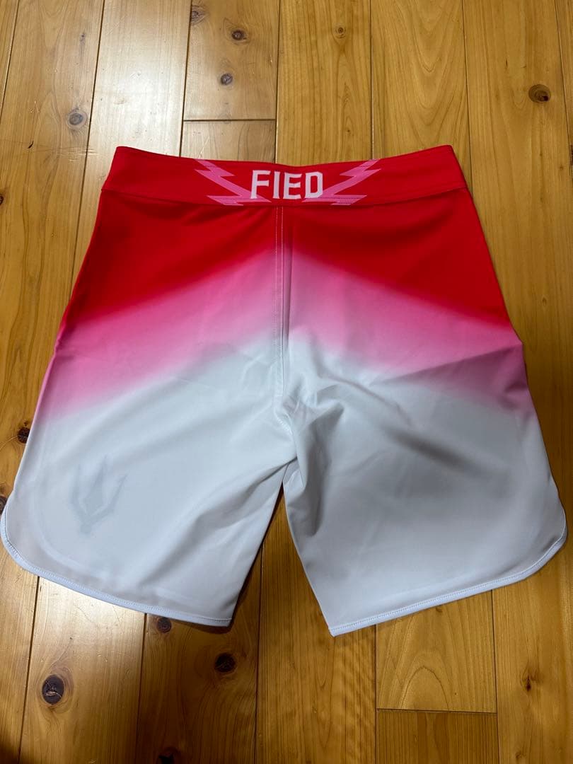 FIED PRO FIT V6_RISING RED PINK 新品　28インチ