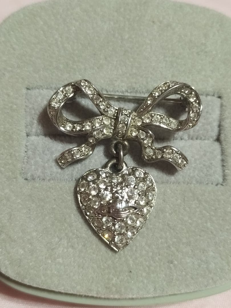 VivienneWestwoodレア ハート＆リボン ブローチ ボウブローチ