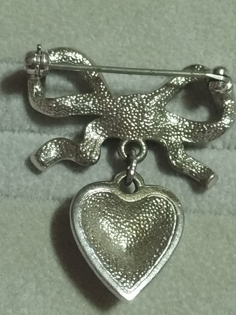 VivienneWestwoodレア ハート＆リボン ブローチ ボウブローチ