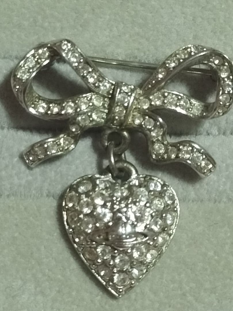 VivienneWestwoodレア ハート＆リボン ブローチ ボウブローチ