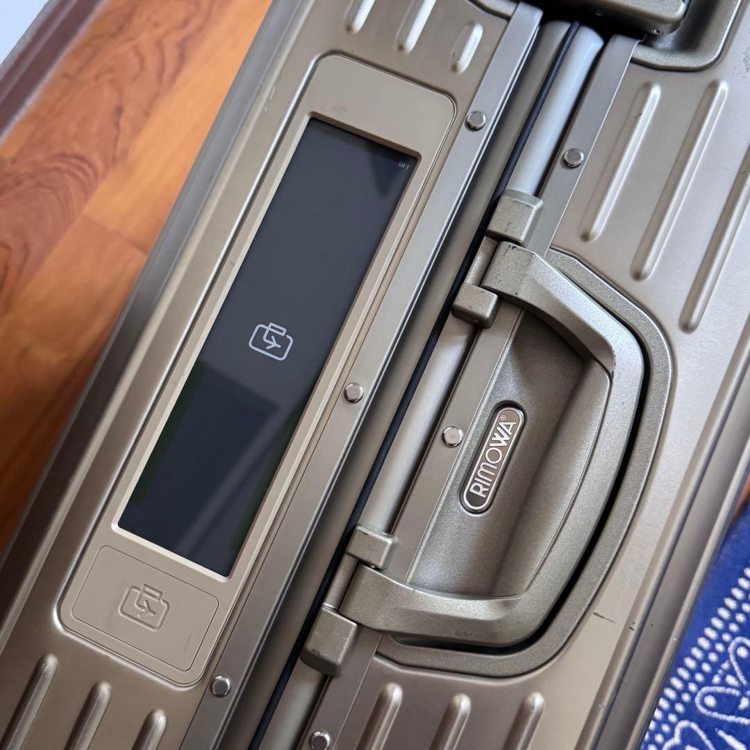 RIMOWA リモワ トパーズ チタニウム TOPAS TITANIUM 67L