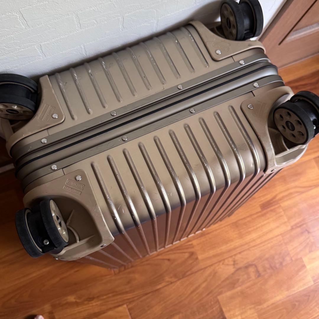 RIMOWA リモワ トパーズ チタニウム TOPAS TITANIUM 67L