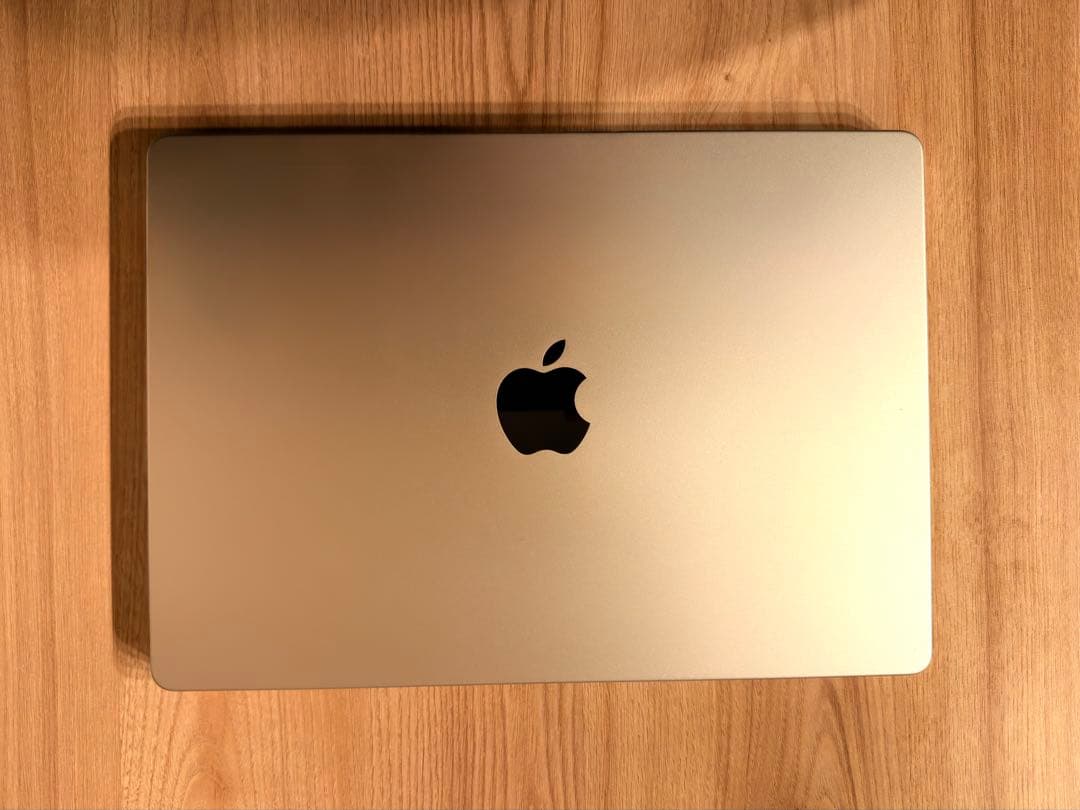 M4 MacBook Pro SSD512GB/メモリ16GB シルバー