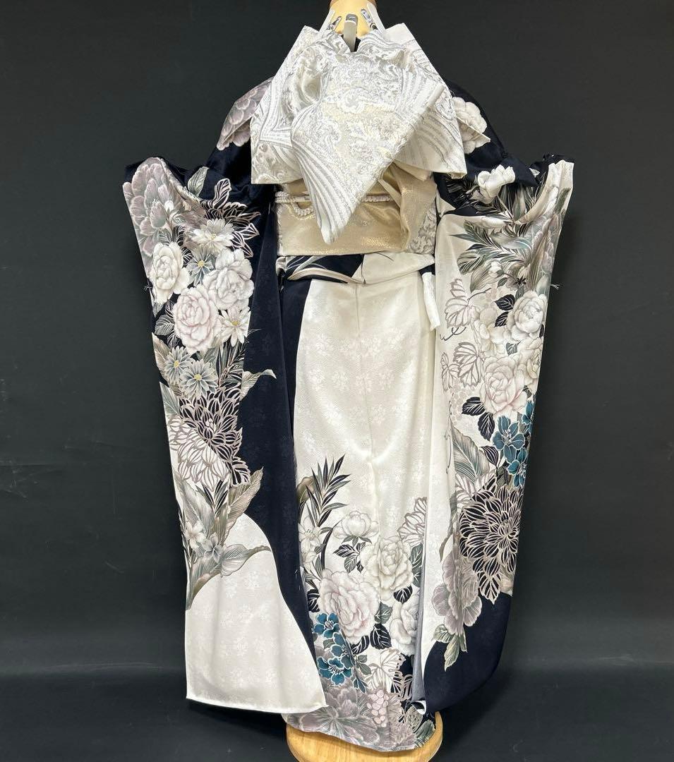 白紺染め分け牡丹のクール系振袖フルセット