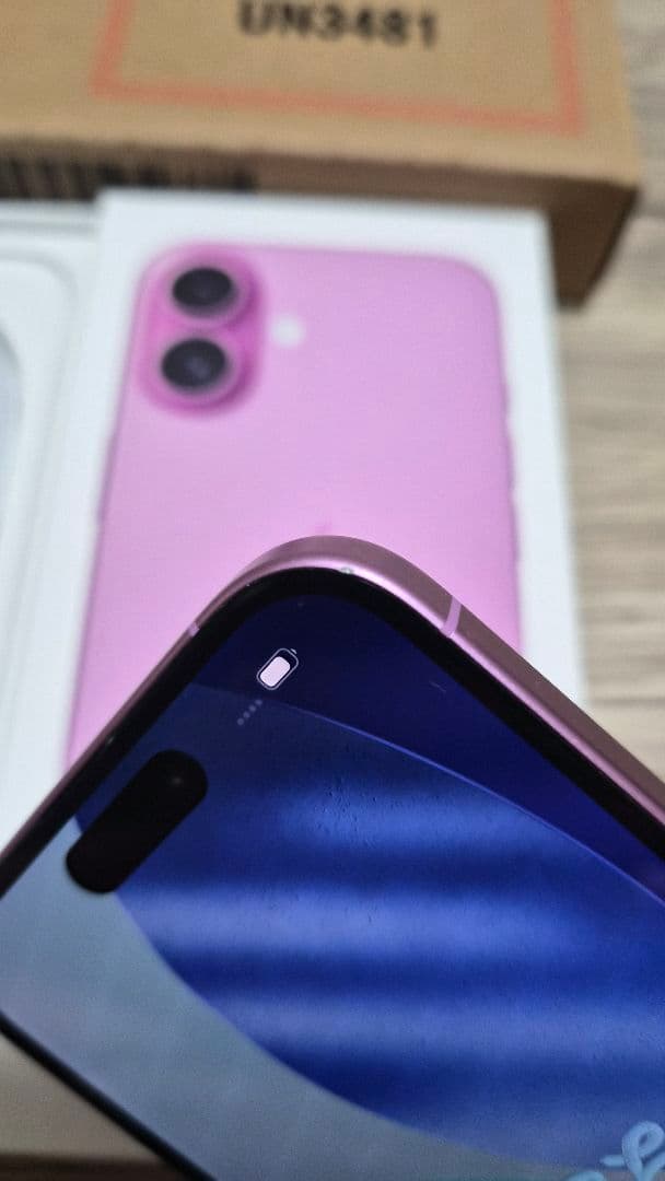 【美品】iPhone16 ピンク 256GB SIMフリー