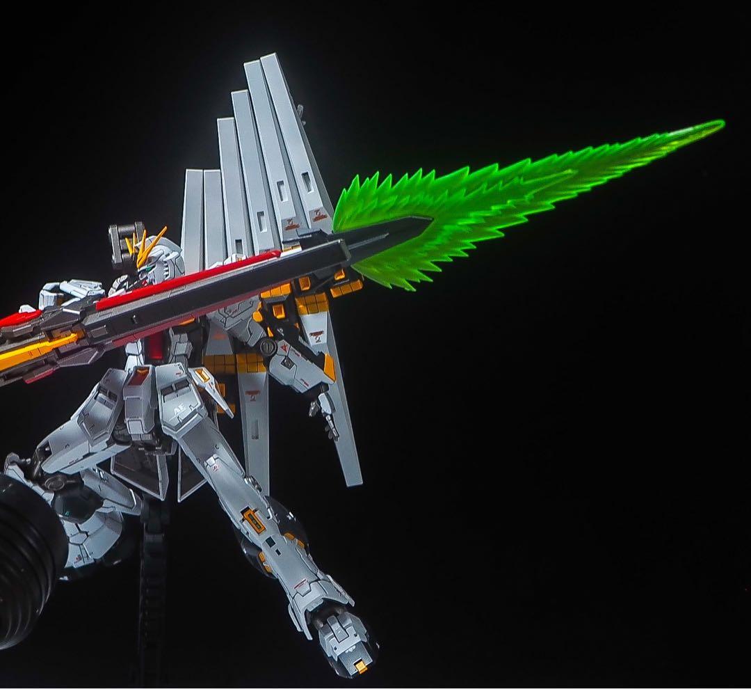 RG νガンダム　ff ガンプラ　全塗装　完成品