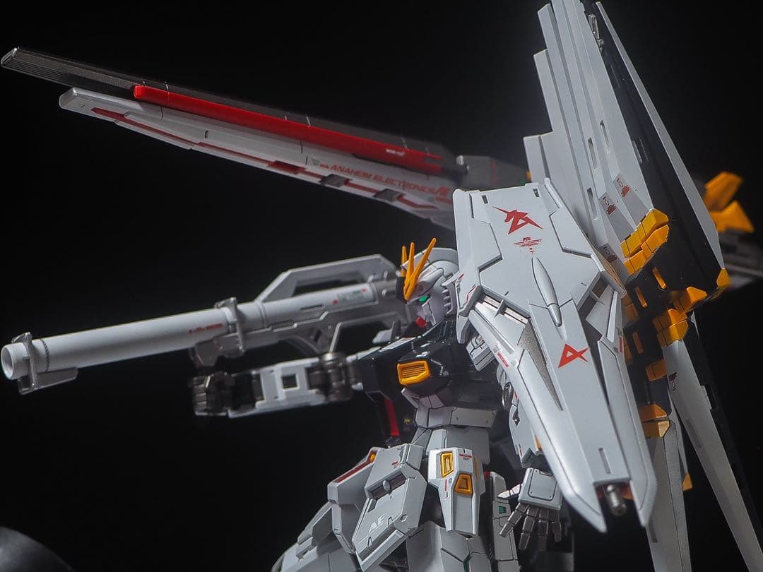 RG νガンダム　ff ガンプラ　全塗装　完成品