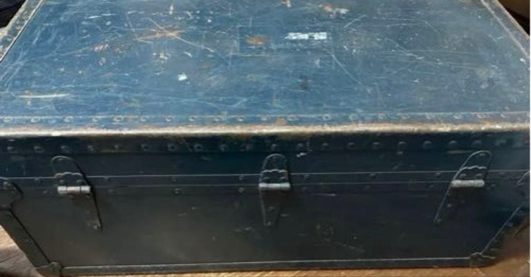 ヴィンテージ家具　アンティーク雑貨　おしゃれ　カフェ　トランク　インテリア　北欧