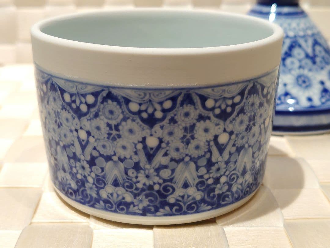 橋本よしこ　蓋物　染付