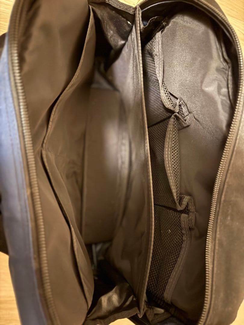 【使用回数少】BRIEFING NEO B4 LINERネイビー