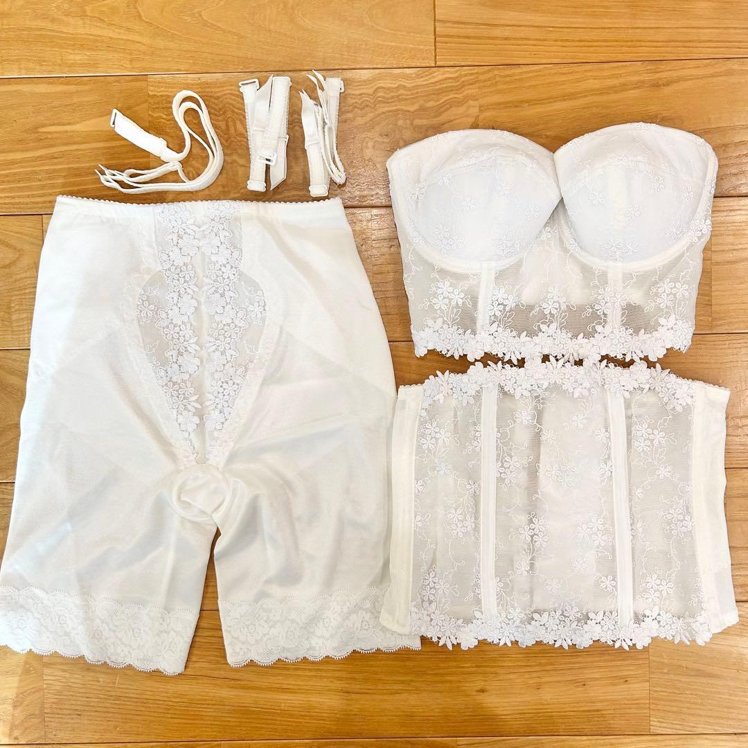 Wacoal ワコール　ブライダルインナー【ブラE65/ニッパー・ガードル64】