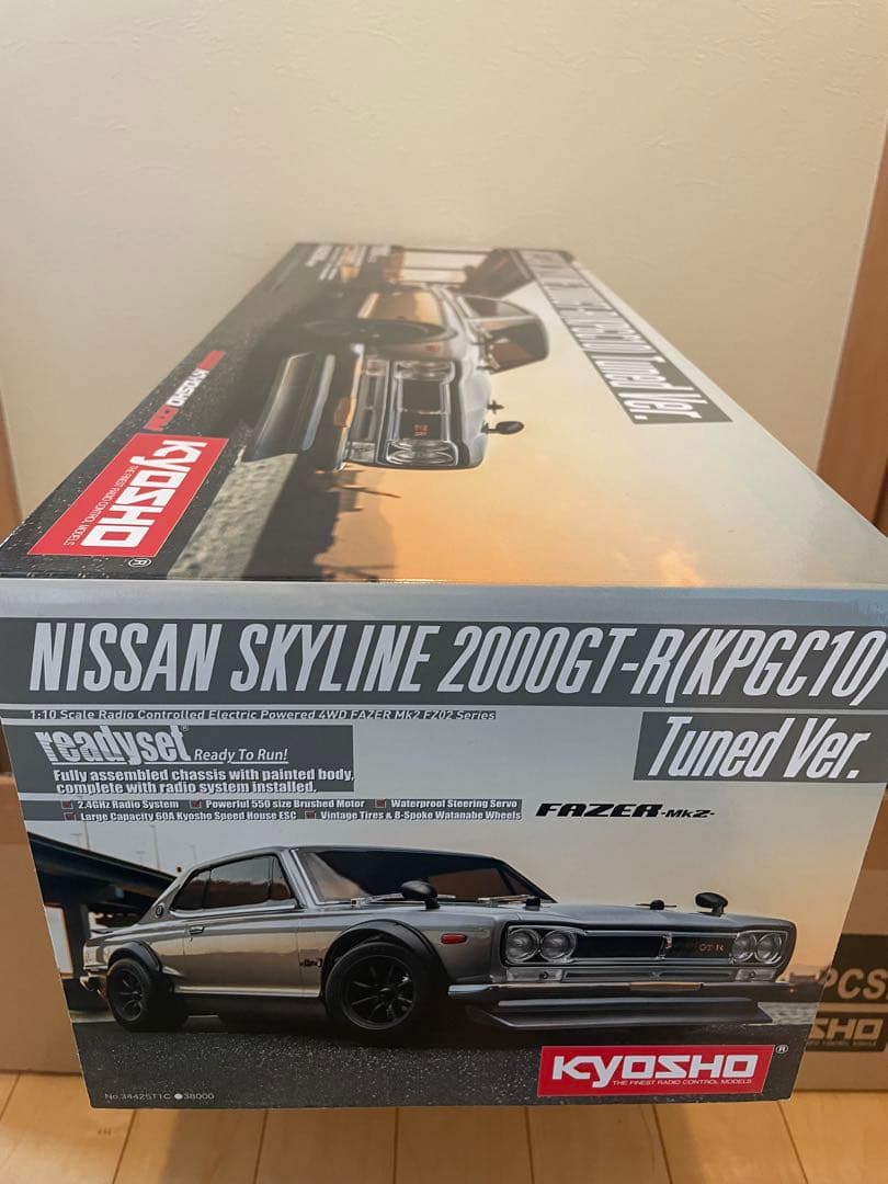 【新品未開封】京商Nissan Skyline 2000GT-R Tuned