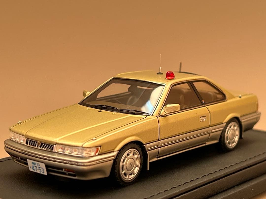 日産レパード アルティマ イグニションモデル✖️トミーテック1/43 あぶない刑事