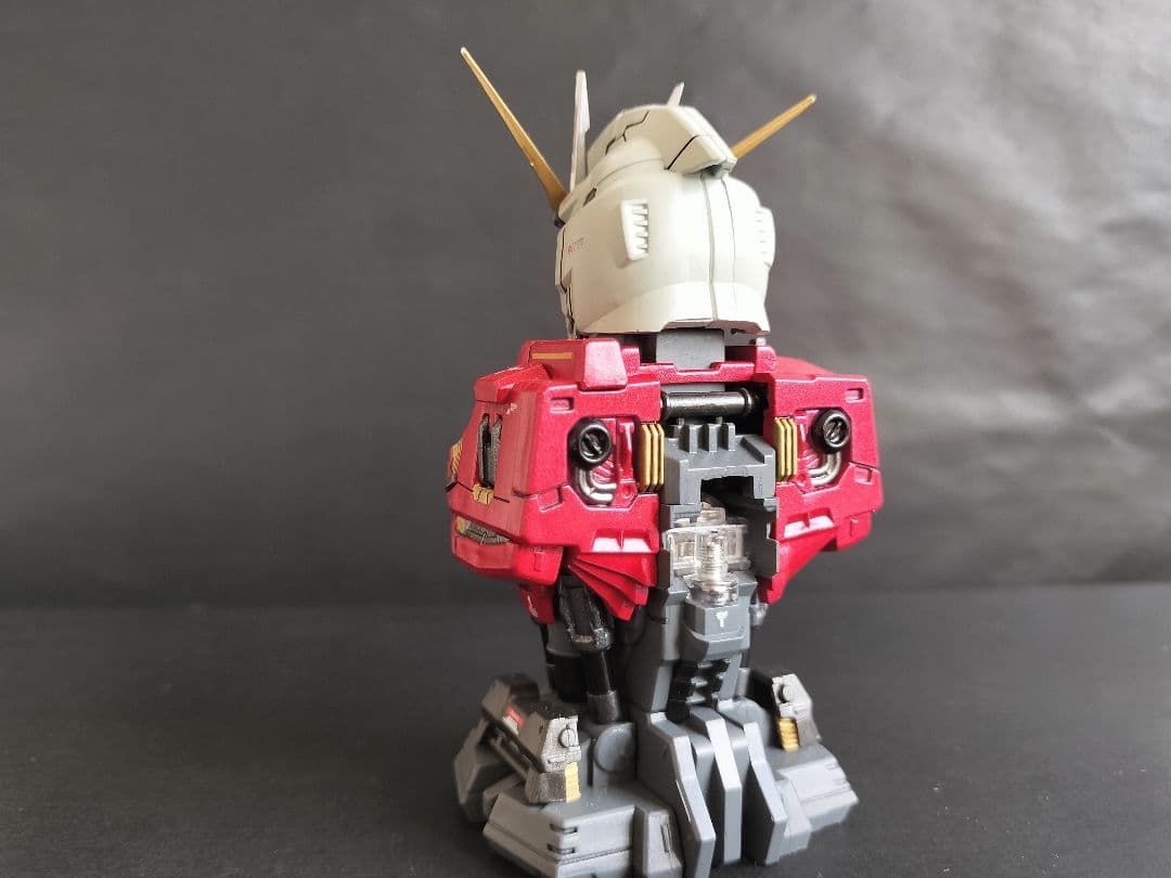 ニューガンダム　メカニカルバスト ガンダム 全塗装 オリジナルカラー