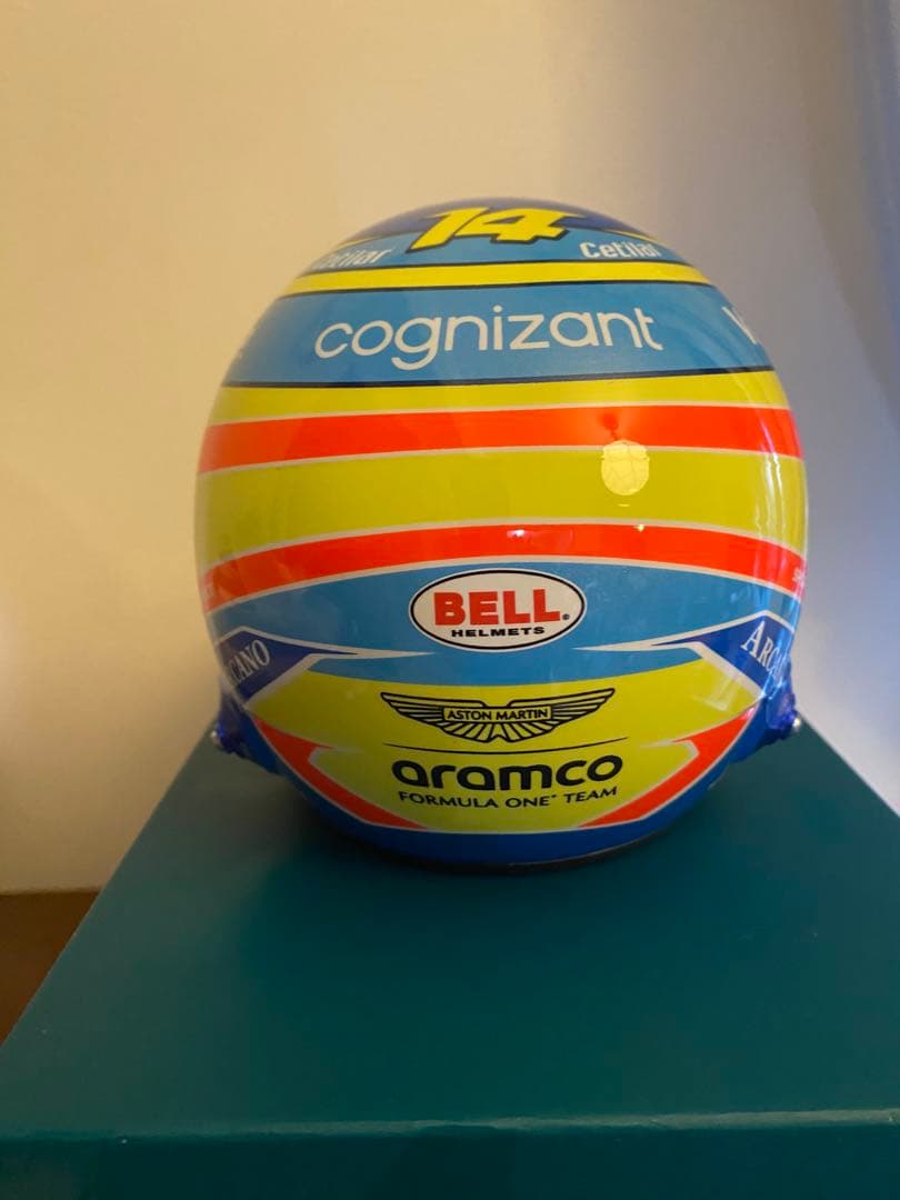【非売品】フェルナンド アロンソ アストンマーチン 1/2 レプリカ ヘルメット