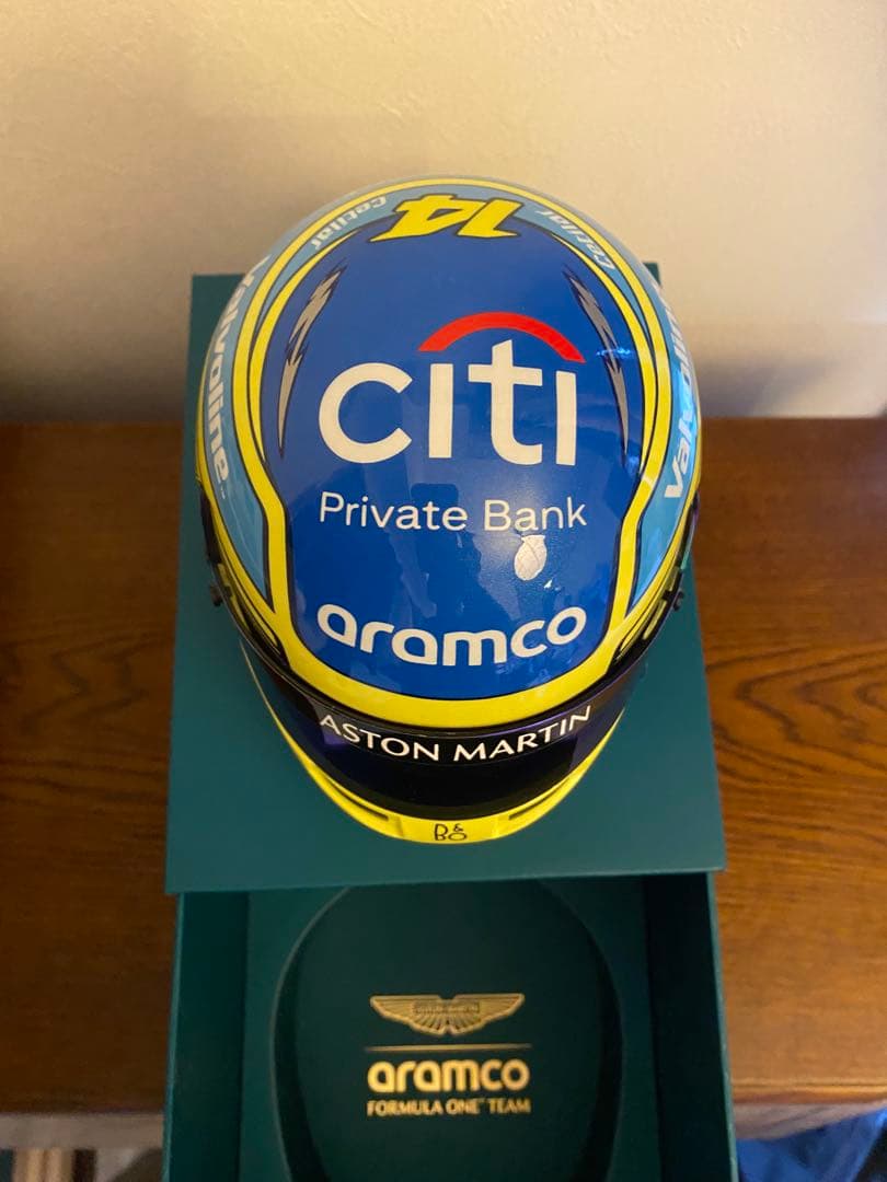 【非売品】フェルナンド アロンソ アストンマーチン 1/2 レプリカ ヘルメット