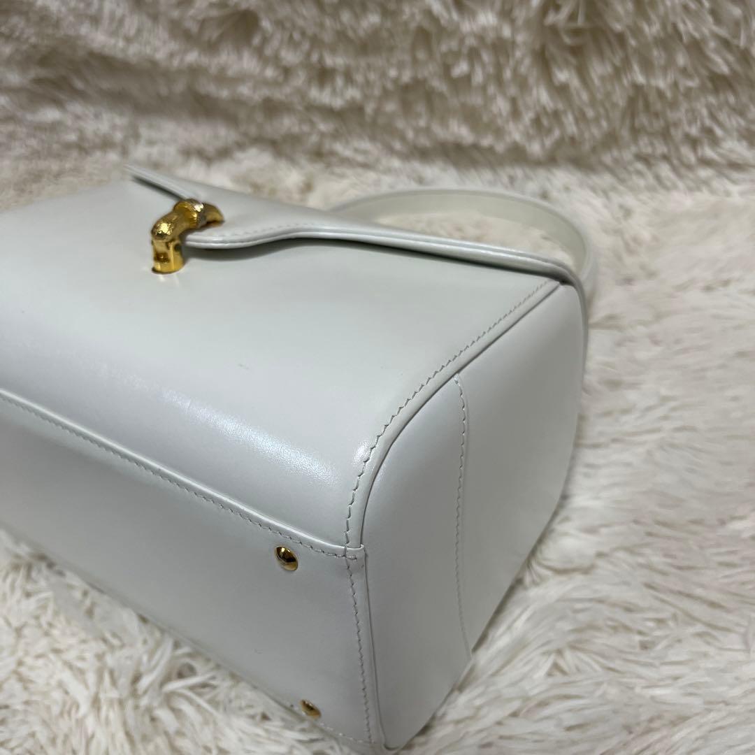 美品✨WAKO ワコウ　ハンドバッグ　ホワイト×ゴールド　自立