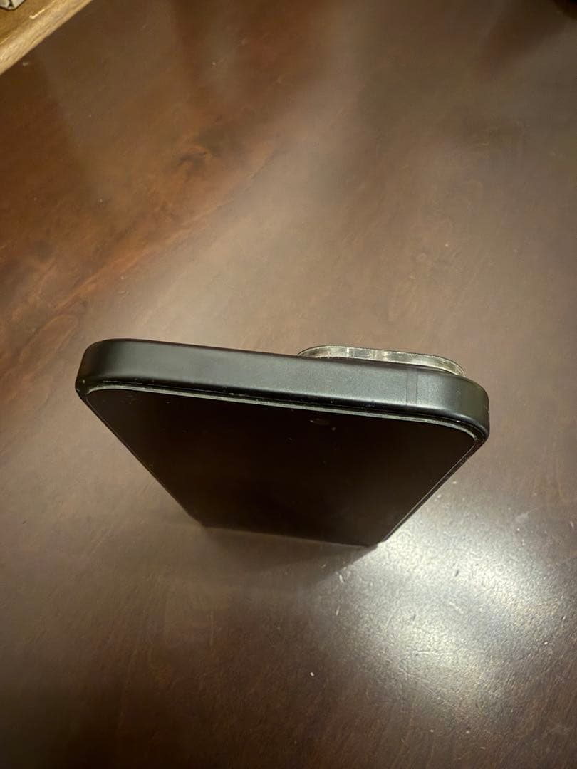 Apple iPhone 15 ブラック 本体　両面ガラスフィルム付き