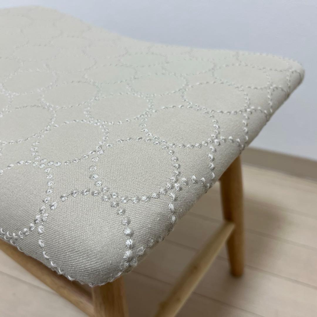 ミナペルホネン dop タンバリン スクエア スツール 【エクリュ】オットマン