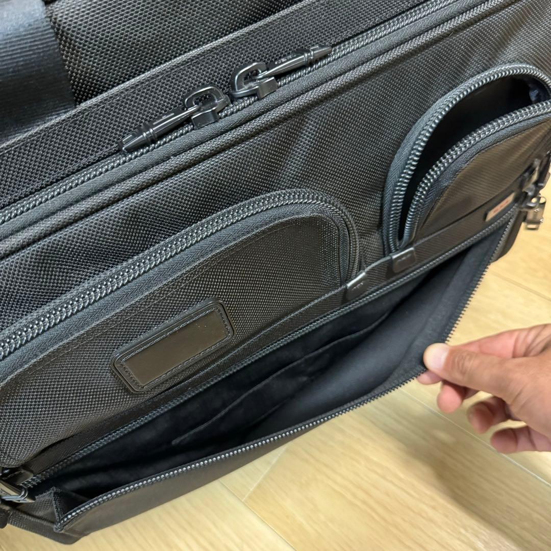 状態良好！TUMI 26127DH ブラック　ビジネストローリー　2輪