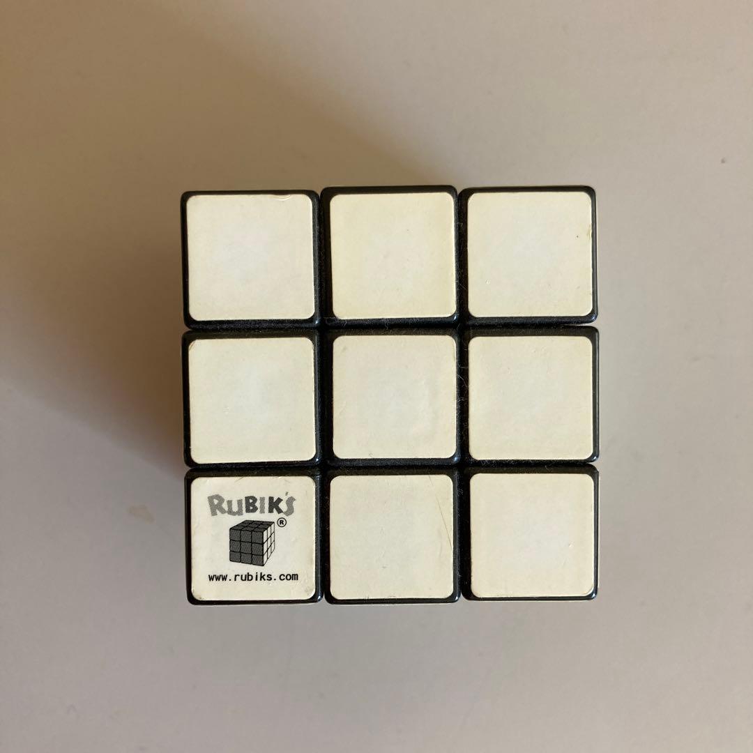 MARTIN MARGIELA　マルタンマルジェラ＿ルービックキューブ