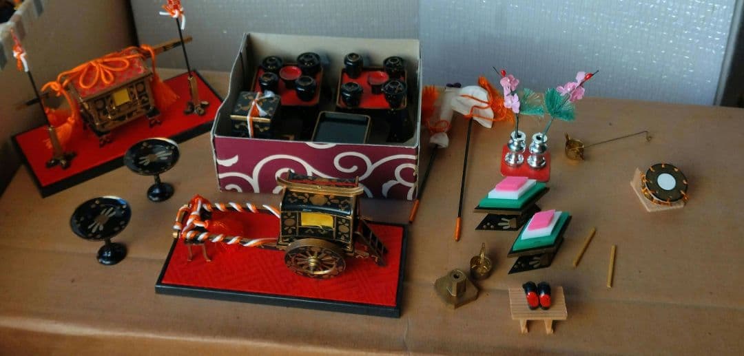 木目込み雛人形