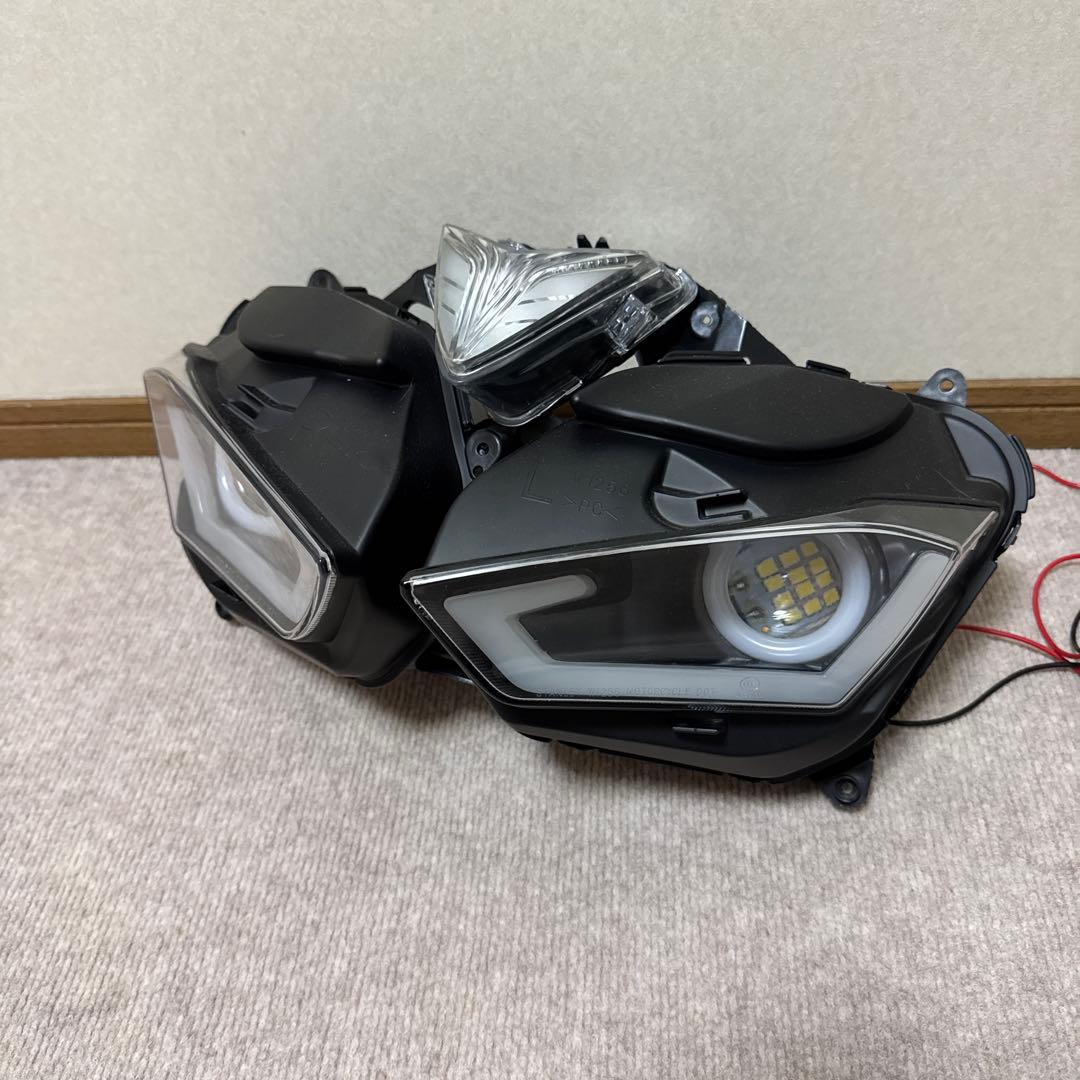 YZF-R25 ヘッドライトユニット