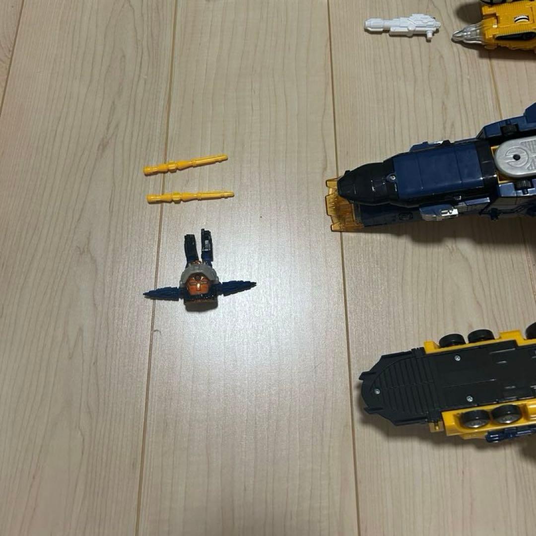 トランスフォーマー グランドコンボイ オメガスプリーム 2体セット