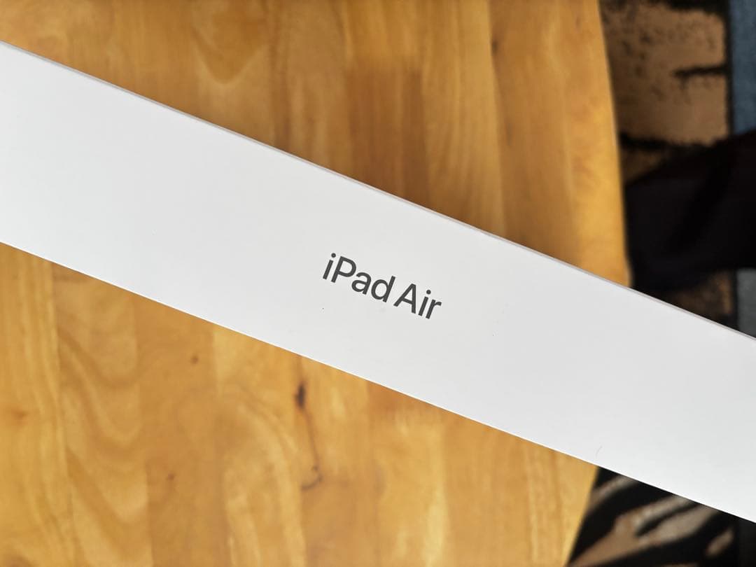 Apple iPad Air 128GB Wi-Fiモデル　パープル