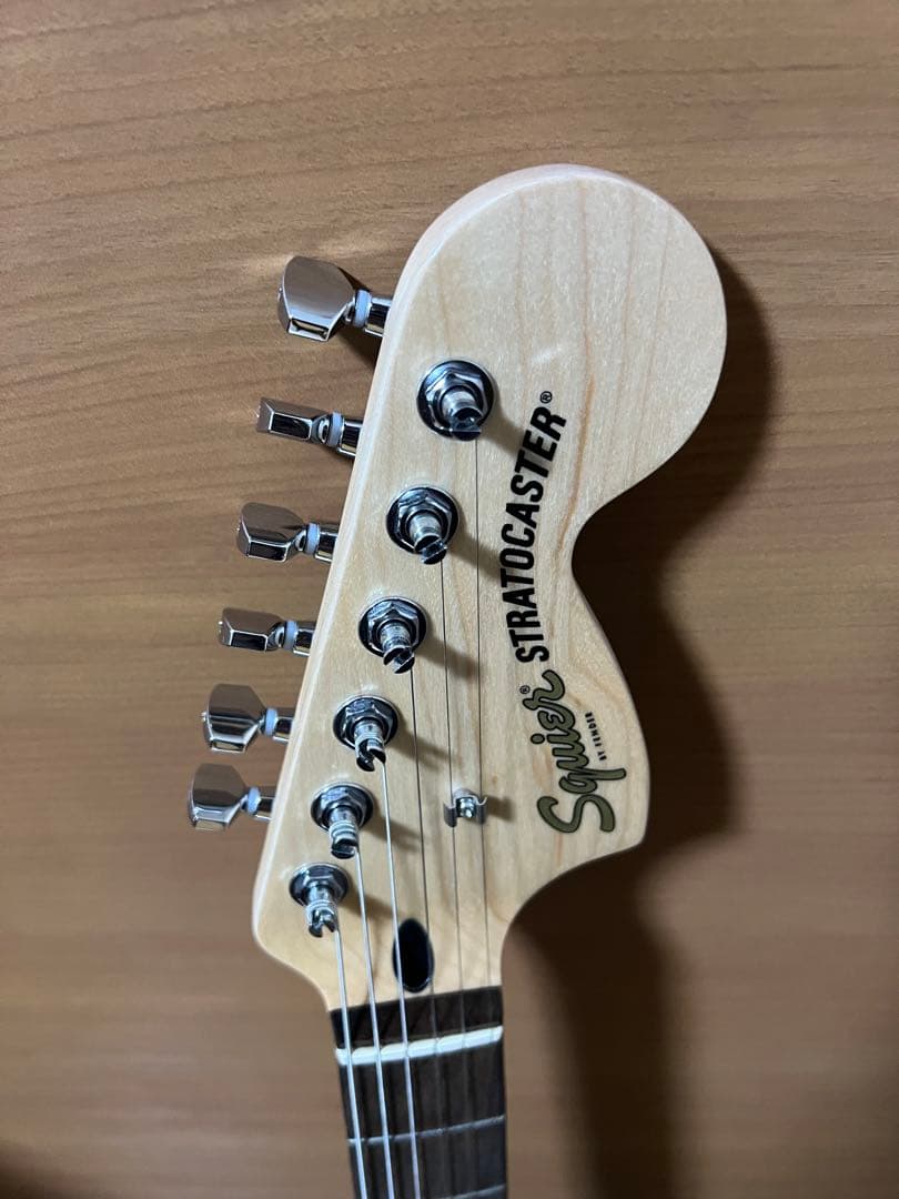 ギター Squire by Fender STRAT Affinity SERIES