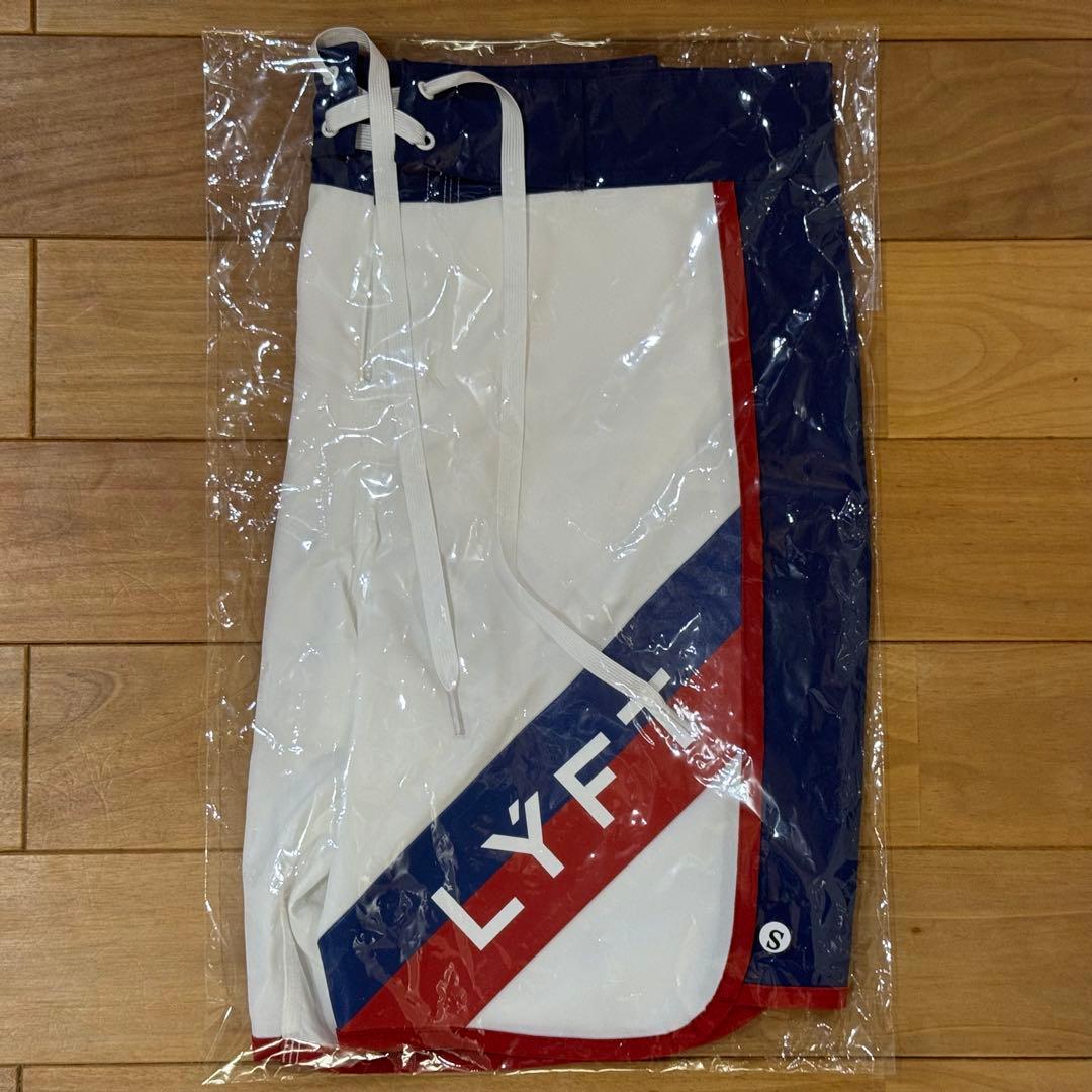 LYFT リフト　サーフパンツ　Sサイズ ステージショーツ　未使用