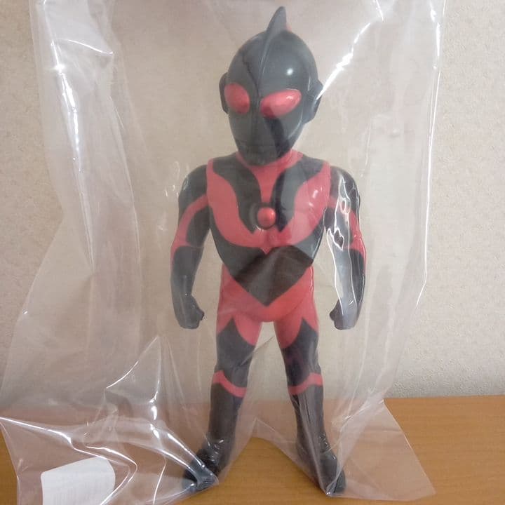ウルトラマンダーク　ソフビ　プラネットエックス