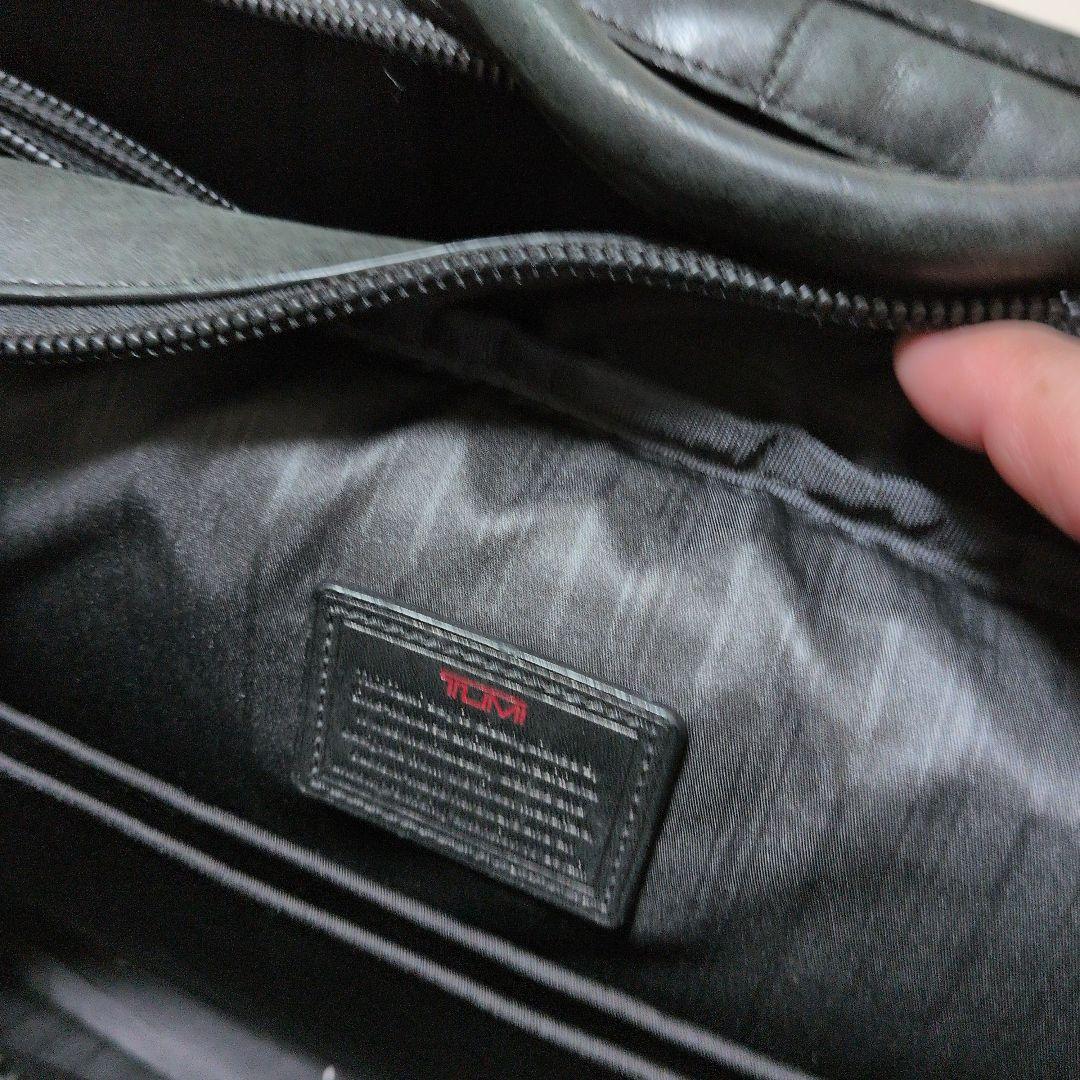 TUMI トゥミ ビジネスバッグ 本革 ブラック　96145DHブリーフケース