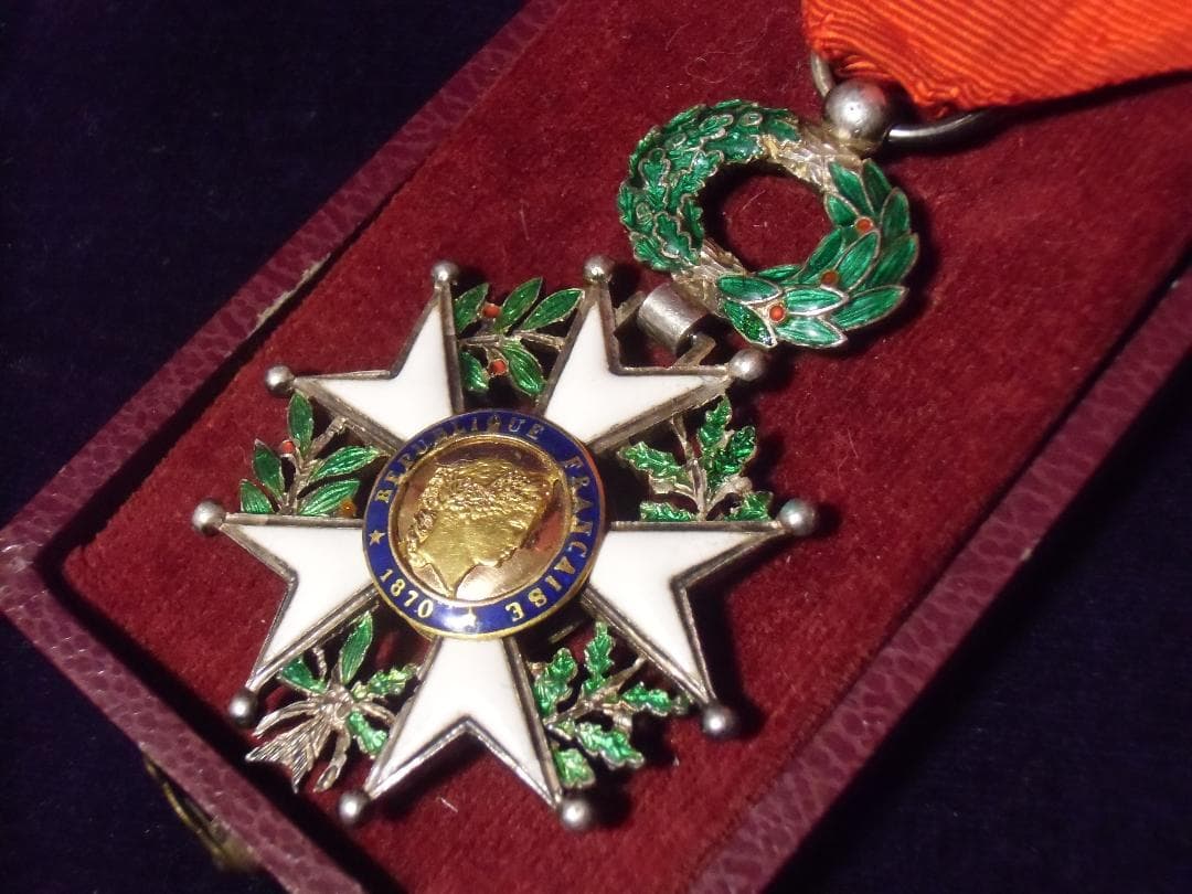 Ｆフランス軍＊ レジオンドヌール勲章＊シュバリエ/騎士級＊オーダー品（実物）