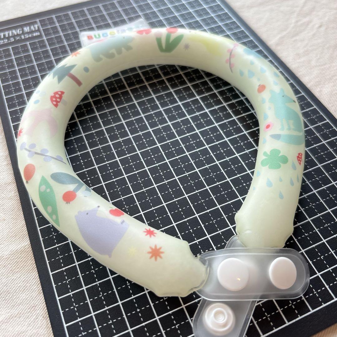 犬　クールリング　Sサイズ　ネッククーラー　熱中症対策　お散歩　蓄光　ボタン付