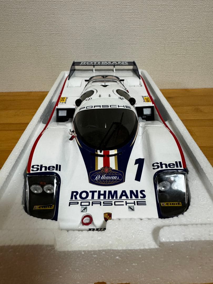 「MINICHAMPS」Porsche 956L #1LE MANS 1982