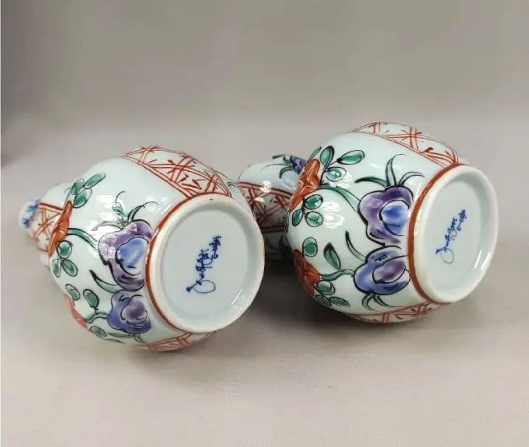 未使用　有田焼　華山萬右衛門窯　酒器　錦山茶花　瓢箪型　徳利　盃