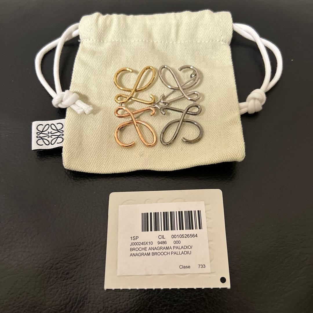 ロエベ　アナグラムアクセサリー