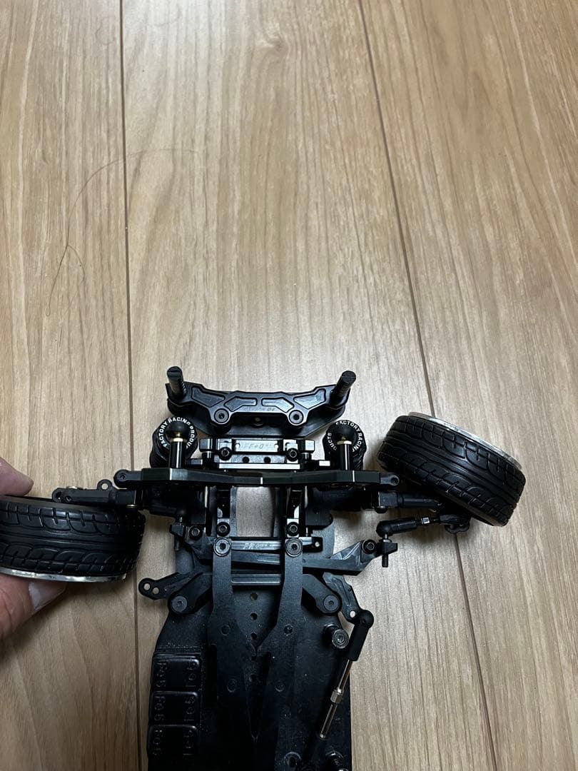 ラジドリ　sakura d4 ver麒麟　ブラシレスモータージャイロ付き