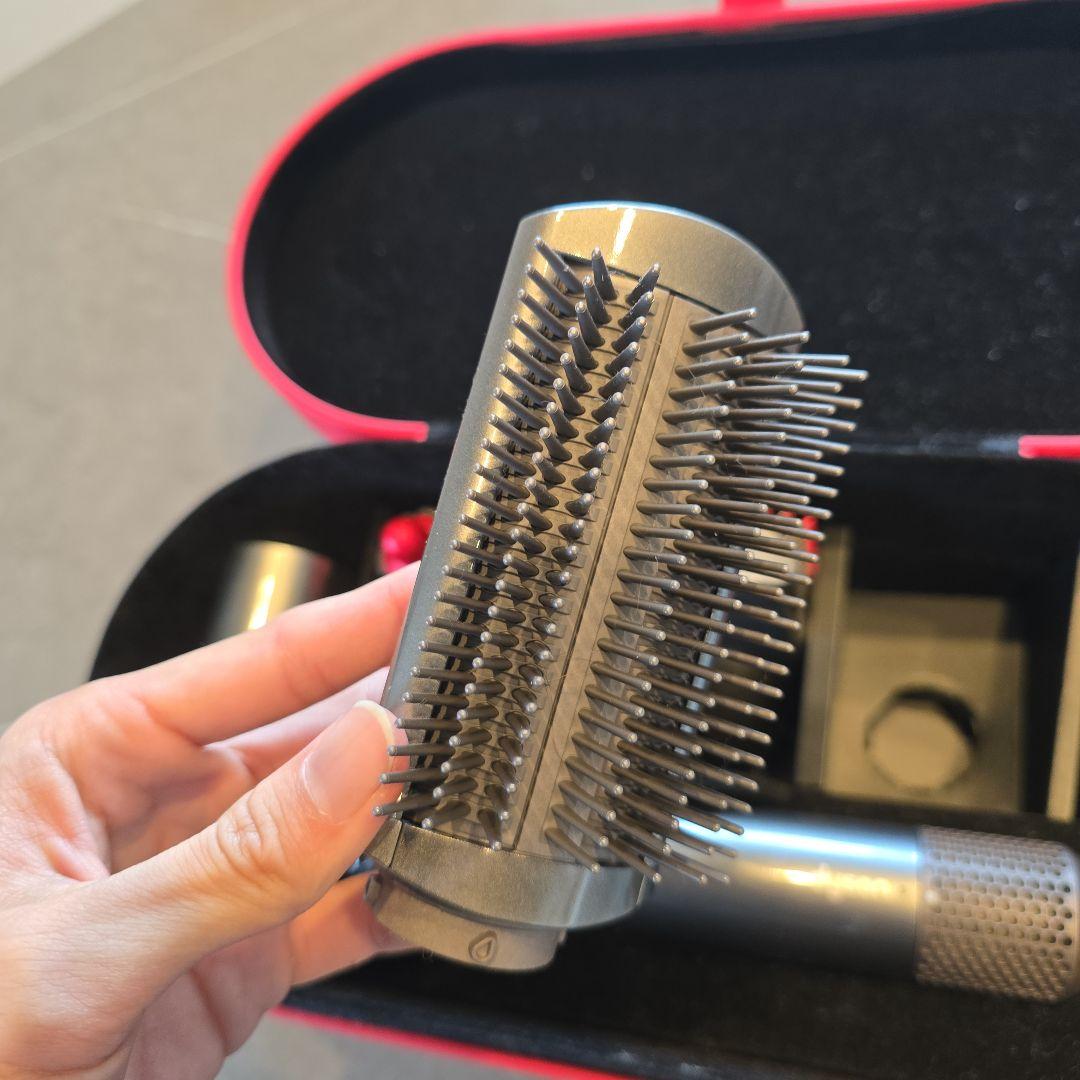 Dyson エアラップドライヤー