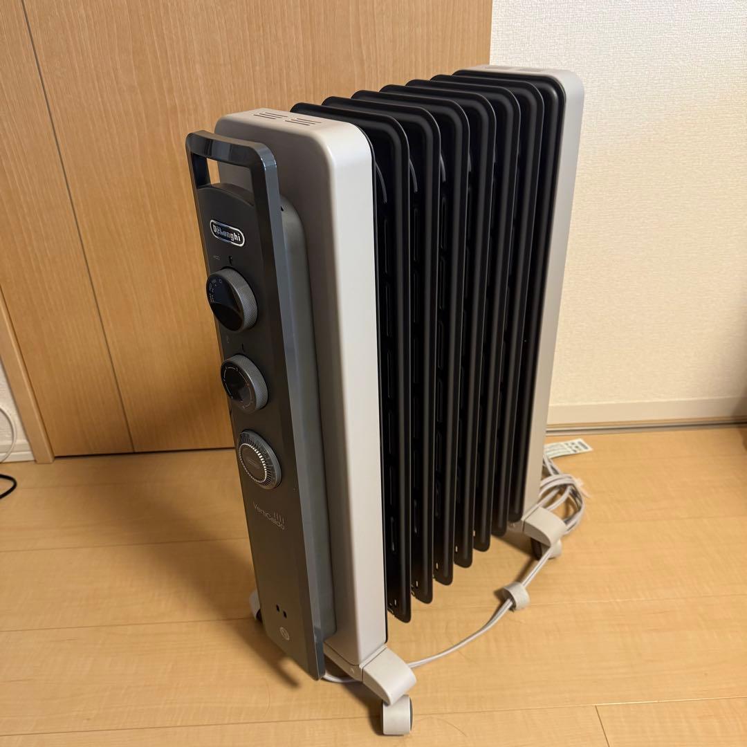 12/16まで！DeLonghi オイルヒーター RHJ21F0812-GY