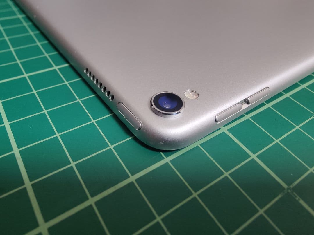 Apple iPad Pro 64GB シルバー WiFiモデル