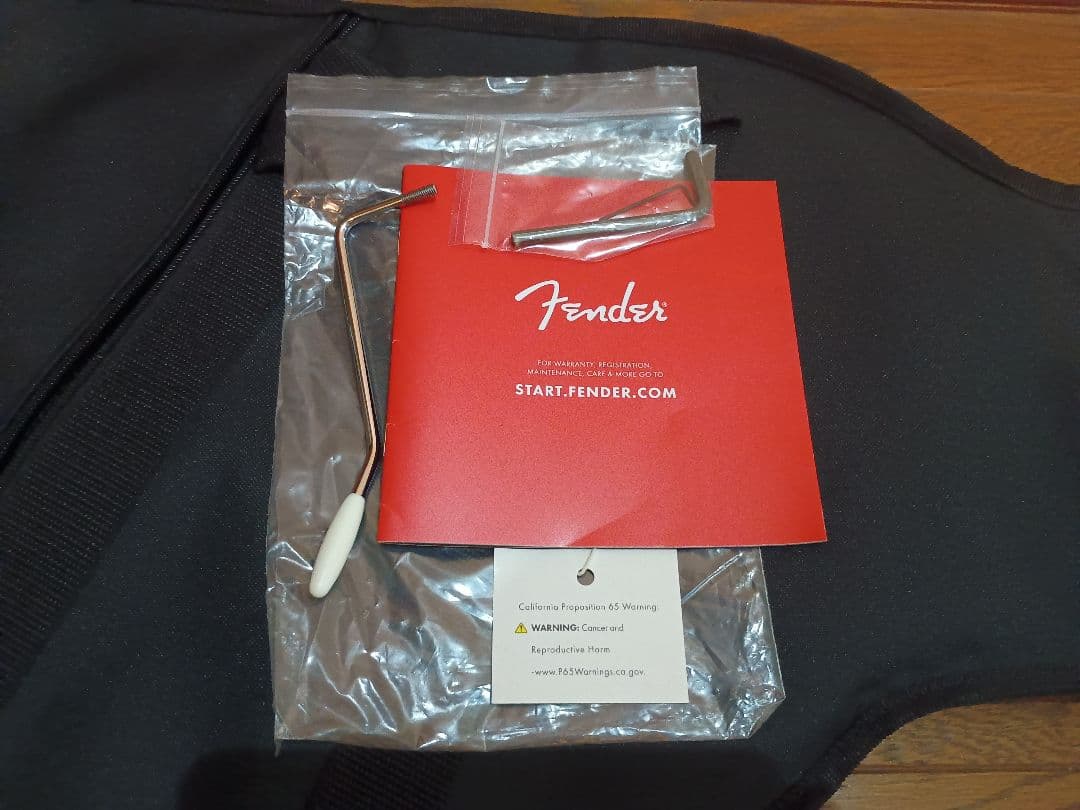 Fender Hybrid II Stratocaster ストラトキャスター